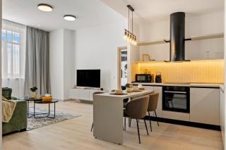 Rin Luxury Apartments Pool & Spa - Bucharest - 7