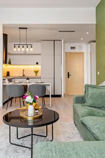 Rin Luxury Apartments Pool & Spa - Bucharest - 8