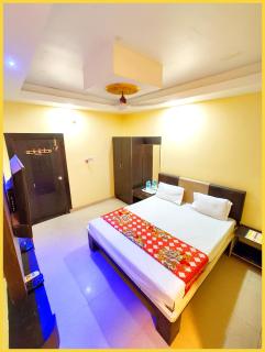 PURI HOTEL GOURI ! PALACE - Restaurant - Room Service - Free Parking & Wifi Service - Comfortable & Spacious Rooms Facilities - Near Sea Beach - Fully Air Conditioned - A Premium Hotel In Puri - Puri - 1