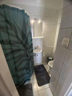 Kármen Apartmanház Hévíz - Hévíz - 4