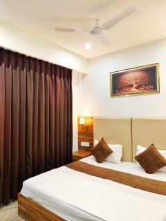 HOTEL KAILASH REGENCY - Luxury Rooms Near Railway Station and Bus Terminal Ludhiana - Ludhiana - 5