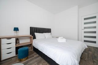 Manufaktura Comfort Apartment by BookingHost - 4