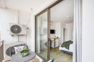 Newly Renovated 1bdr In The Cbd - Perth - 1