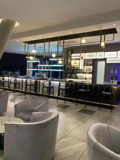 Modern Apartment in 5 Star hotel With Backup Power - Joanesburgo - 9