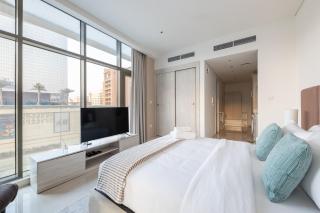 Elegant Beachside Studio in Prime Palm Location - 1