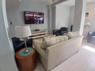 Egret - 1st Floor Freshly Updated Kit W&D 3 Miles to Beach - Bonita Springs - 2
