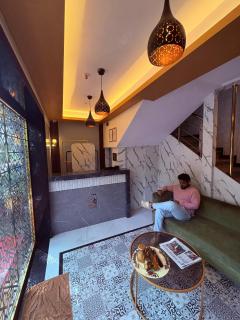 Rich Hotel - Bombay - 3