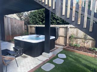 The Shotover Barn -Mountain View Retreat- 13 guests - Queenstown - 1