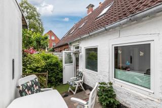 Altstadt Ferienhaus mit Terrasse - Husum - 9