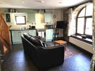Glascoed Coach House Whitland - Whitland - 8