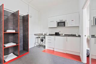 Central Dudley Studio with Smart TV and Parking - Dudley - 6