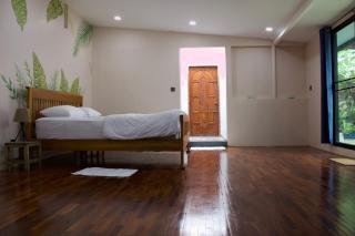 Urban Oasis Studio with Bathtub & Garden - Vientiane Centre - Vientián - 1