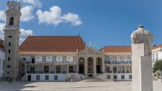 Casa da Sé by PURUS - Coimbra - 1