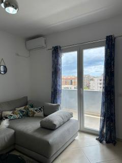 Nirvana Apartment - Durrës - 0