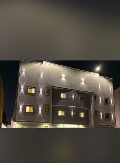 شقة ميلا - غرفة نوم وصالة جلوس - Mila Luxury Apartment - Riyad - 9
