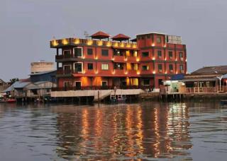 Capital O 91170 Kurau Bay Hotel - Kuala Kurau - 2