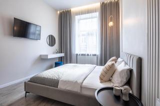 Апартаменти по вул Менцинського 6 - 7