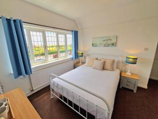 The Kensington - Great Yarmouth - 1