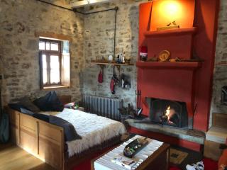 The Mountain House -mountain getaway - Syrrako - 0