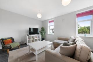 Two Bedroom Duplex in Angel HIgh Street - 9