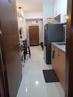 Queen V Staycation Tower C - Manila - 8