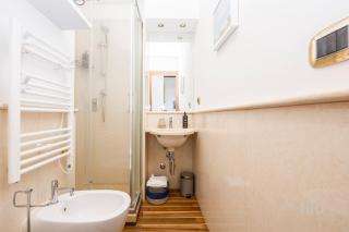 Beach | Parking | Wifi | A/C| Sea View By Tilo - Genoa - 6