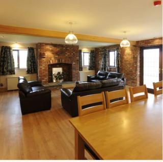 Marsh Farm Hall - Great Eccleston - 4