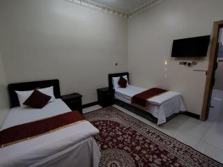 العييري للشقق المخدومة النعيرية 4 - 8