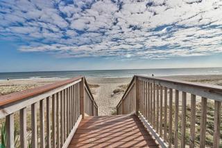 Relaxing Getaway at Camelot Resort! C 1602 - Myrtle Beach - 7