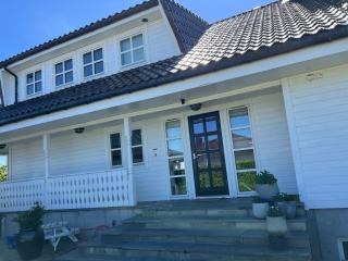 Fredelig og romslig hus med fem soverom - Sandnes - 5