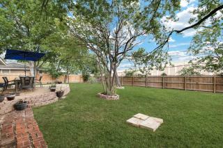 Modern House, Experienced Host, Central Location - San Antonio - 5