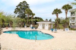 Gorgeous Condo on Golf Course Near Broadway - Myrtle Beach - 4