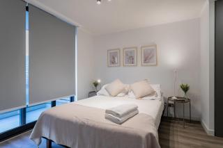 Luminous Apartment for 5 in Ricardo Lyon - Santiago - 9