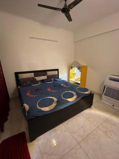 2 BHK fully furnished guest apartment - ghaziabad - Ghaziabad - 1