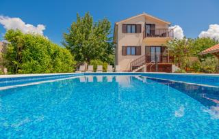Villa Ivka-Omis by Villas Guide - Katuni - 0