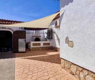 CASA CON PISCINA y BARBACOA - 2