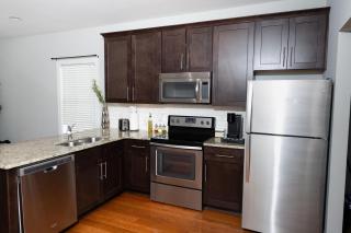 Fast Wi-Fi - Minutes from Franklin St - In Unit Washer and Dryer - Chapel Hill - 5