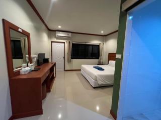 Kata Noi Bay Inn - Kata Beach - 3