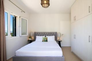 Sofias & Rolandos Luxury home - Perama - 4