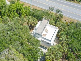 Summerplace Beach House - Vero Beach - 4