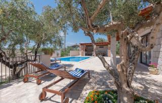 Villa Hilltop View - Split by Villas Guide - 0