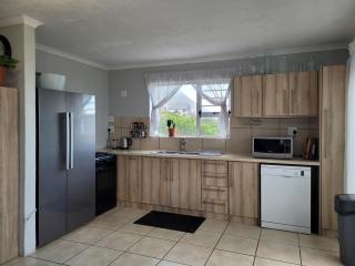 Silvertree Collective Ocean and Mountain View - Bettyʼs Bay - 9
