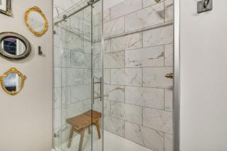 The Smokeshow on Music Row near Broadway in Downtown Nashville- Pool, Gym, Patio - 2