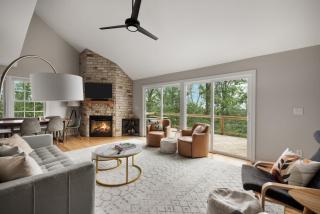 Valley Views Hot Tub Deck Screened Porch & WiFi - Hedgesville - 9