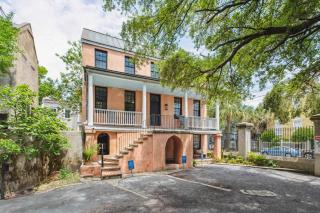 Unique & Charming 1 Bedroom One Block to King St - Charleston - 0
