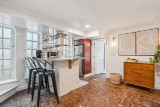 Unique & Charming 1 Bedroom One Block to King St - Charleston - 5