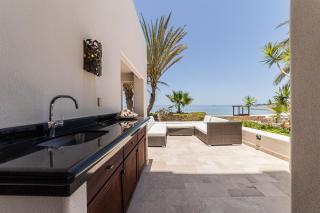 Luxury Oceanfront Condo at El Caimancito Beach - 7