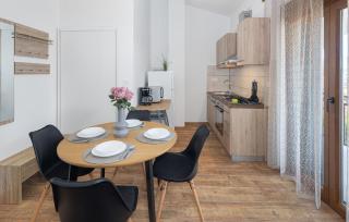Amazing Apartment In Porec - Poreč - 7
