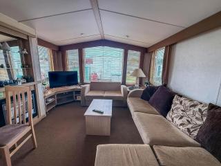 Great Caravan On A Family Holiday Park In Essex, Ref 37055G - Clacton-on-Sea - 1