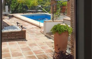 Awesome Home In Alhaurin El Grande With Private Swimming Pool, Can Be Inside Or Outside - Alhaurín el Grande - 0